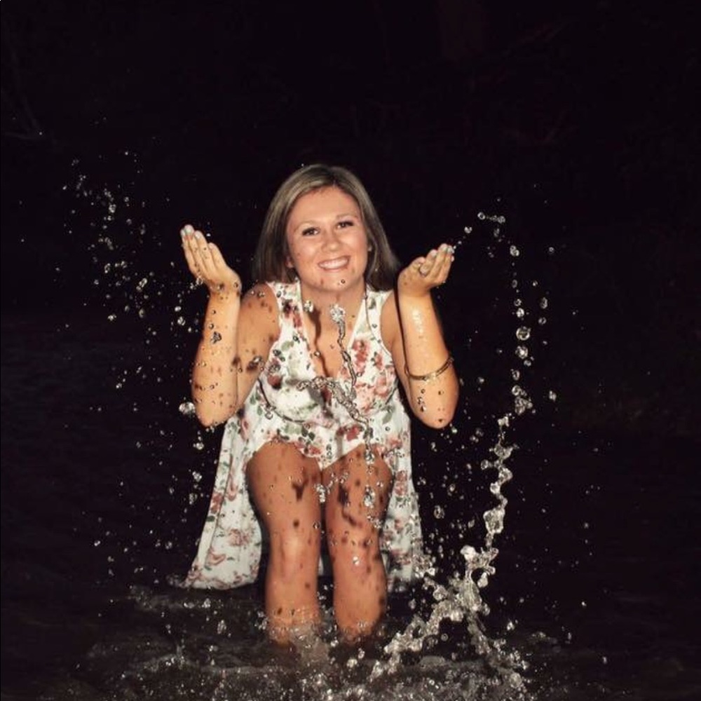 Meet your Posher, Kelsie